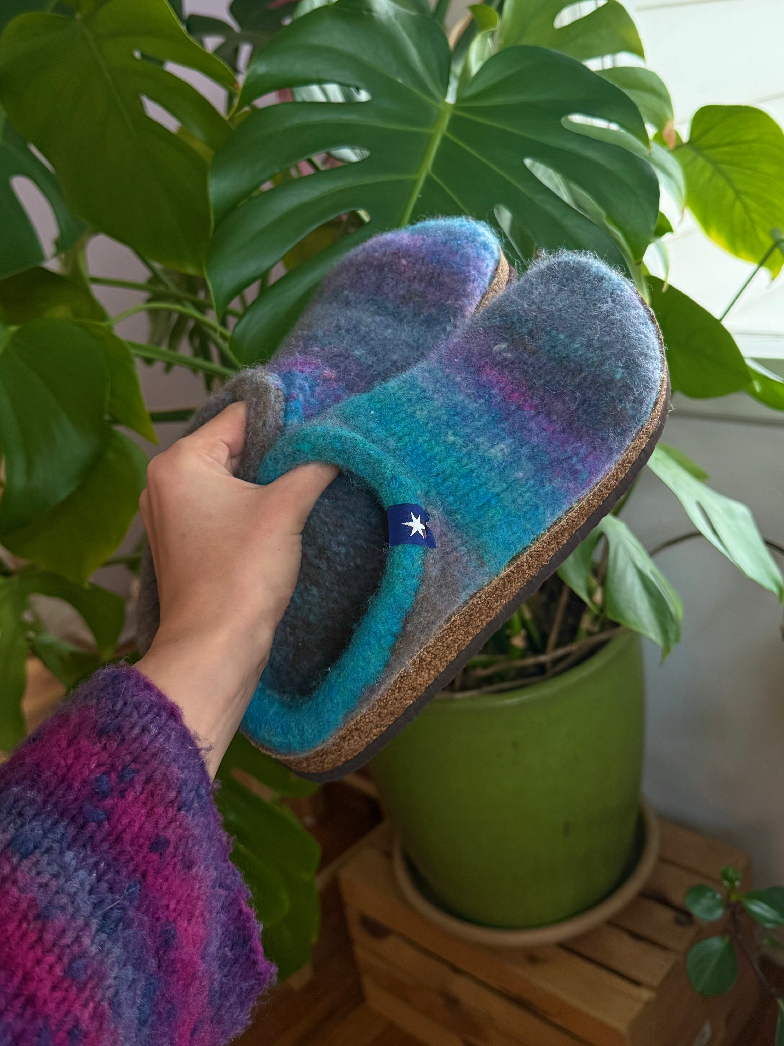 Bitterroot Clog Knitting Kit