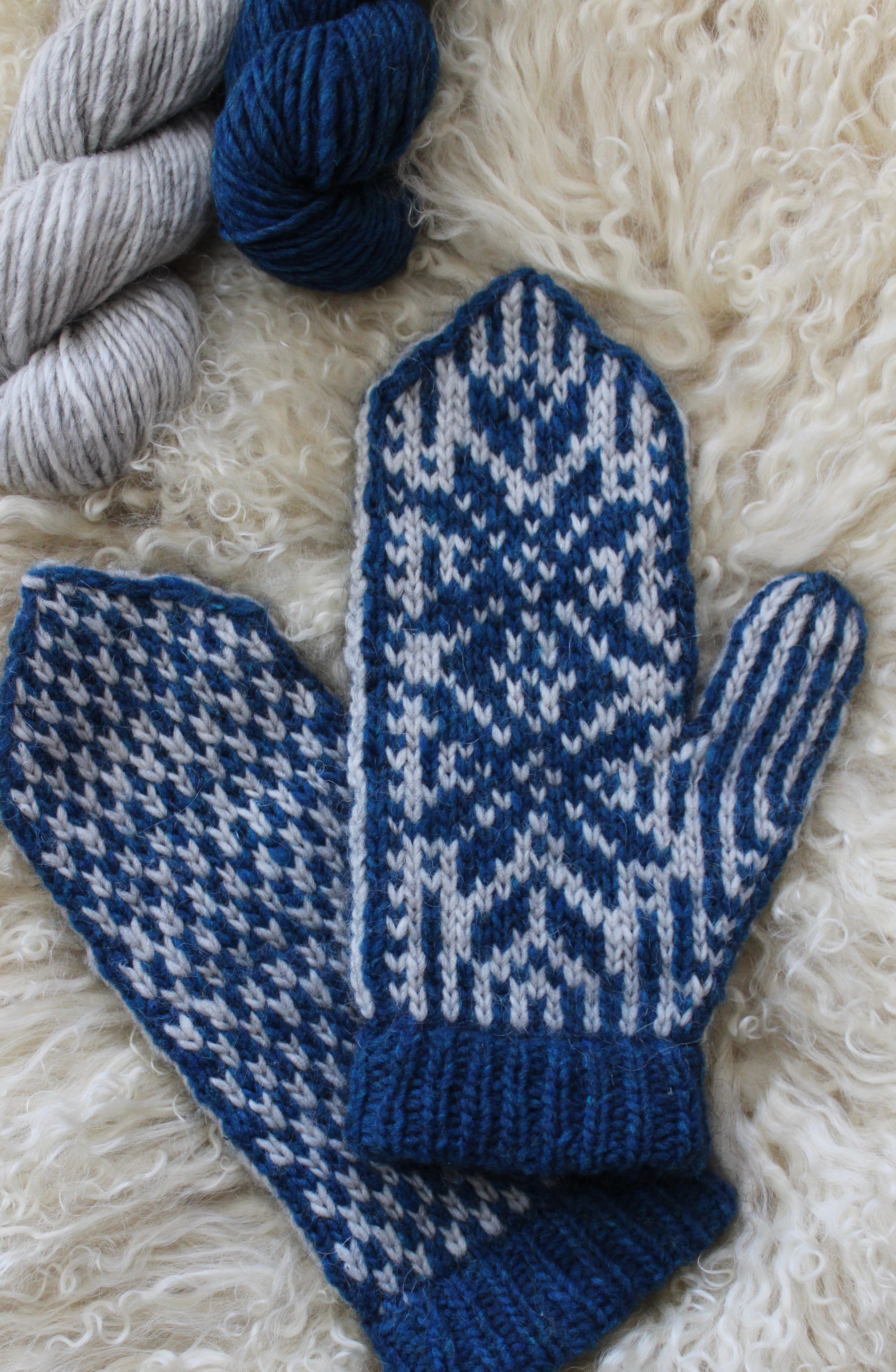 the Windmill Mitten Pattern